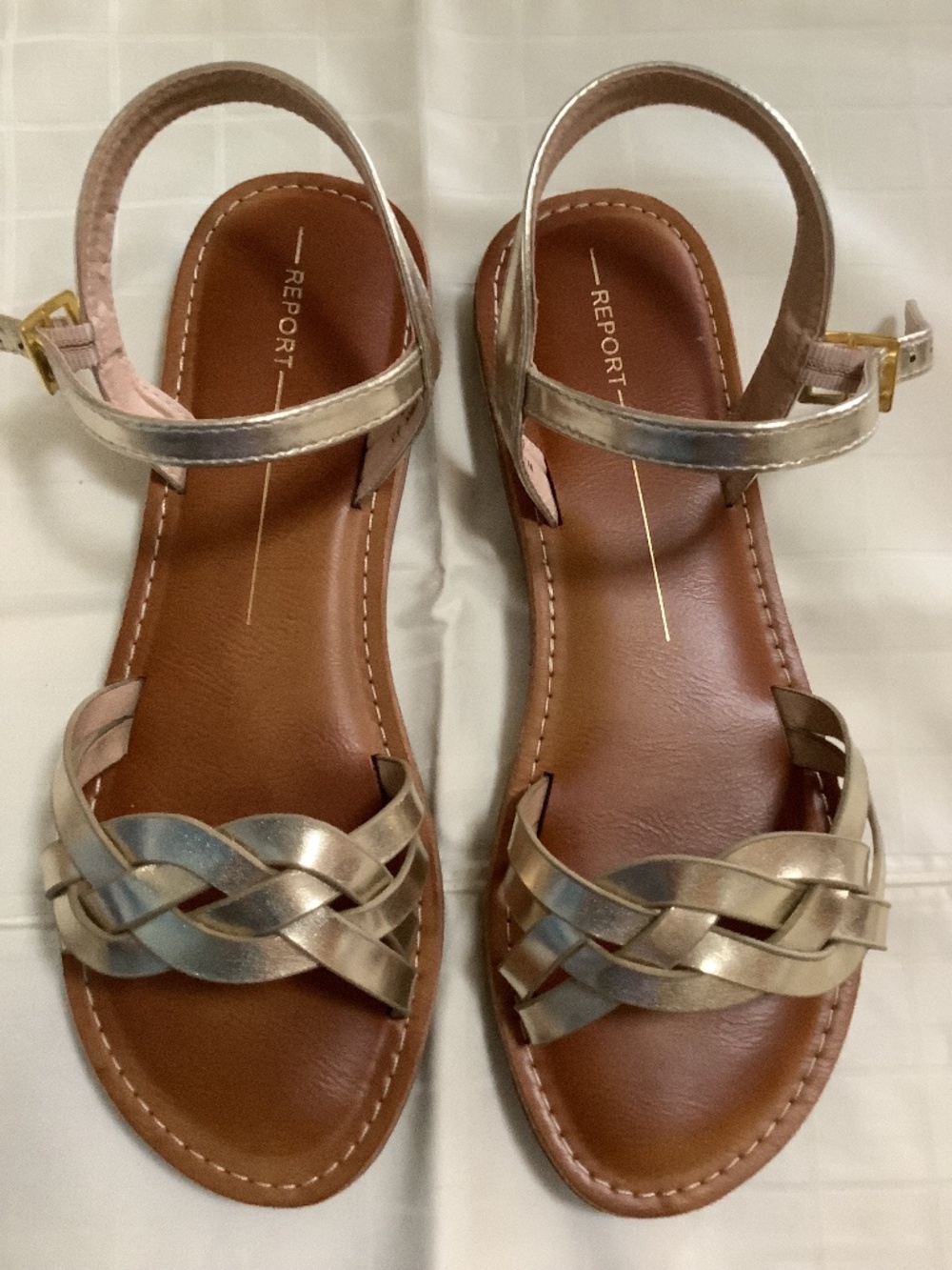 REPORT GOLD COLOR SANDALS SIZE 6 1/2 LIKE NEW CONTEMPORARY FOOTWEAR